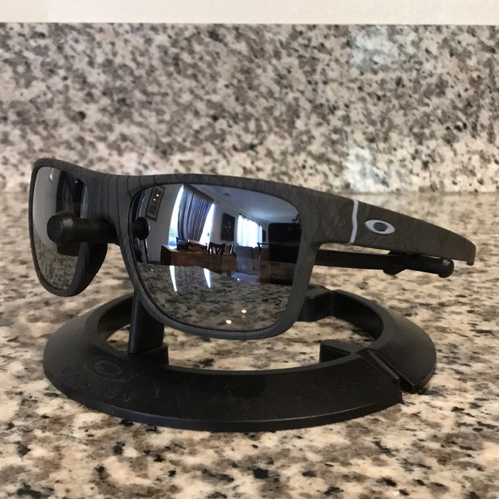 Oakley Crossrange Aero Grid Gray/Polarized